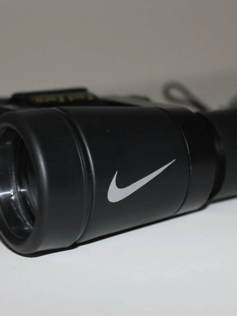 NIKE Vintage Tasco Fast Focus Binoculars 4 X 30 mm Black W/ Carrying Case